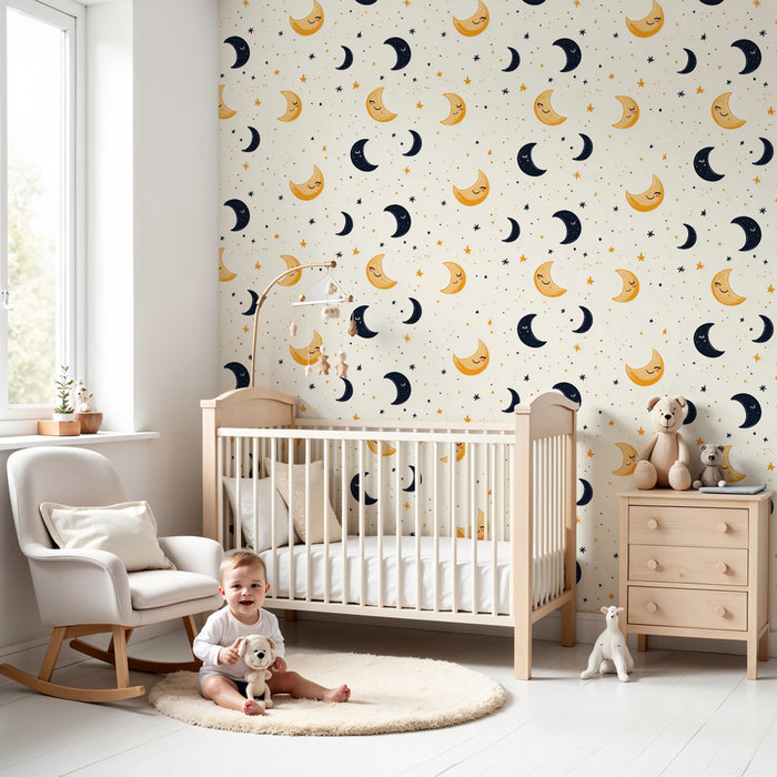 Papier peint chambre enfant à motifs | Lune et étoiles souriantes sur fond clair