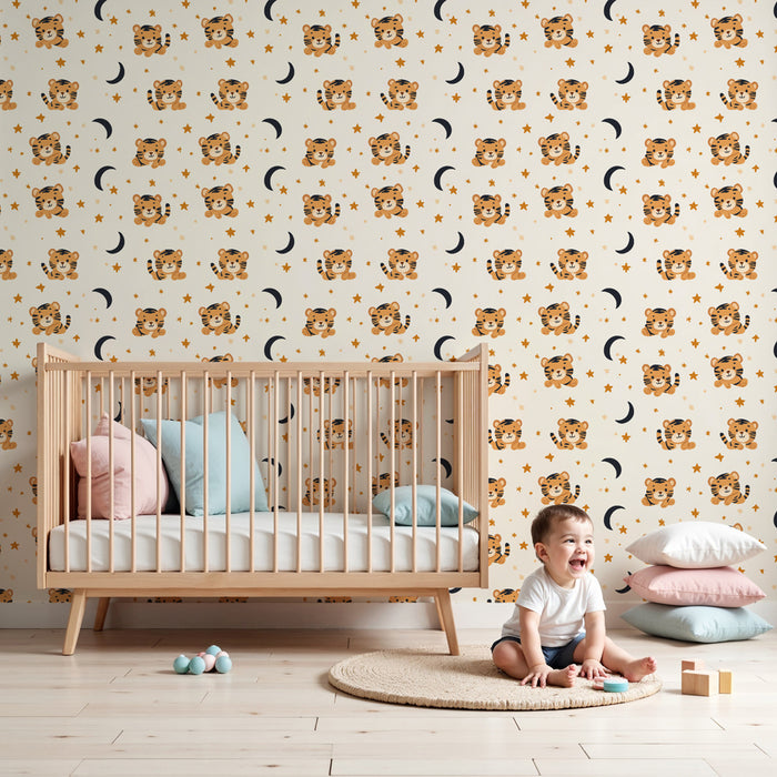 Papier peint chambre enfant à motifs | Petits tigres, étoiles et lunes dorées